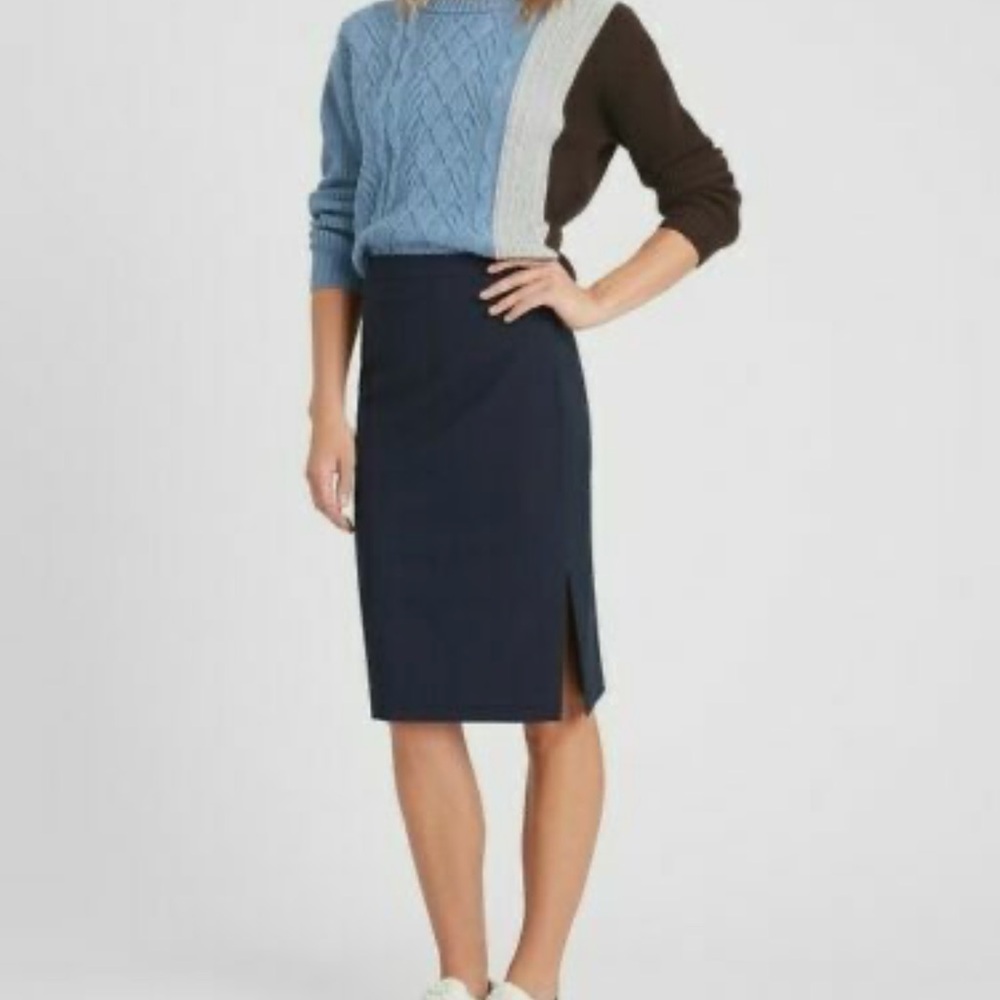 NWOT Banana Republic Navy Blue Women's Skirt